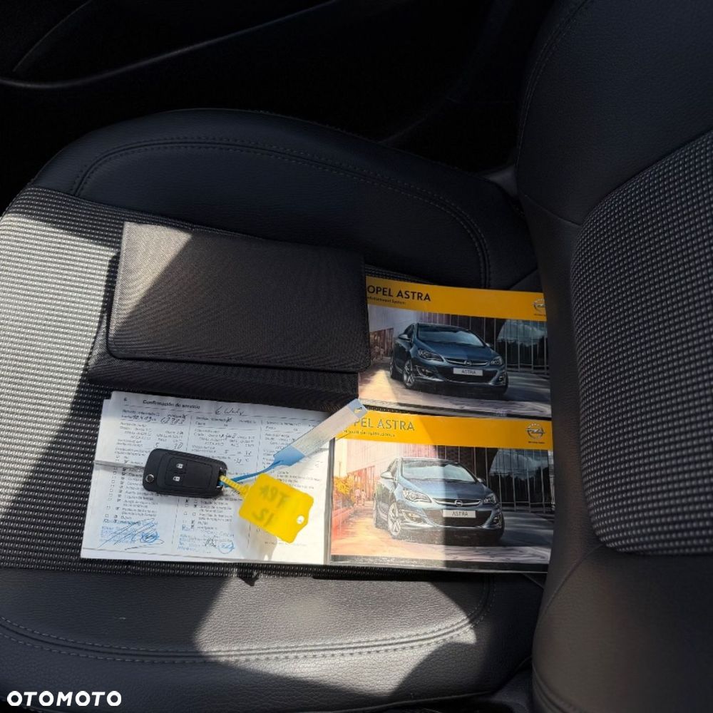 Opel Astra - 38
