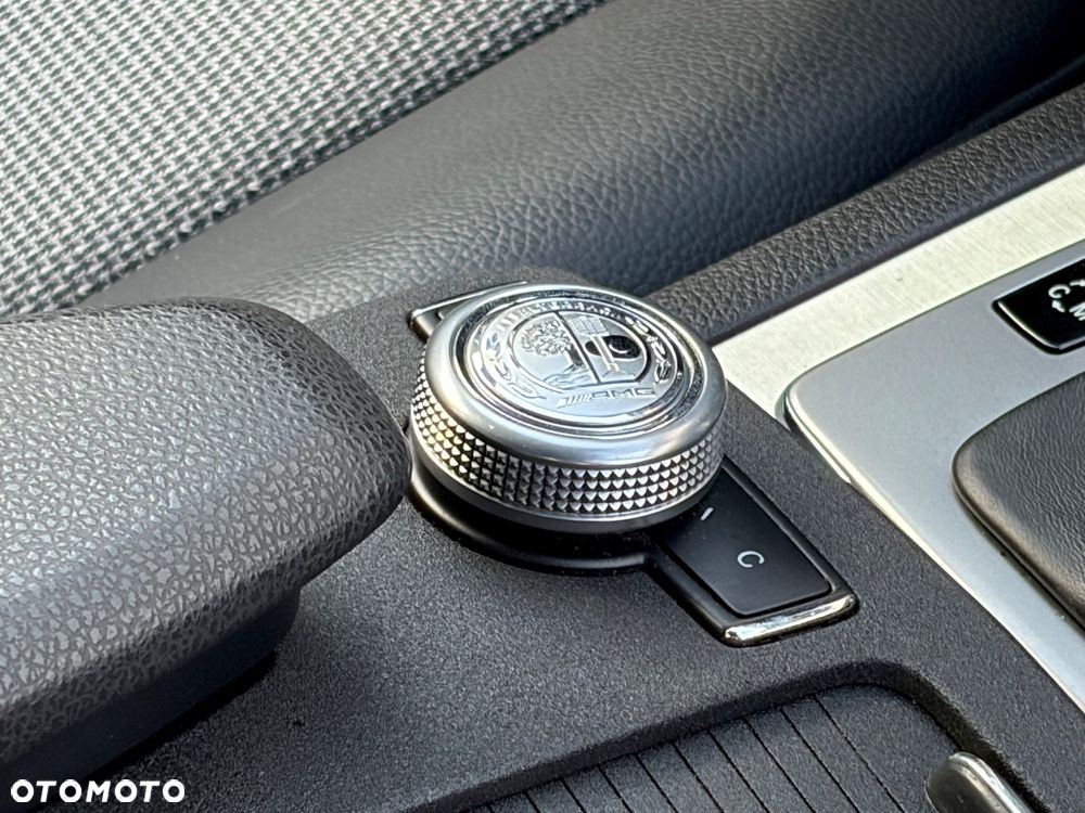 Mercedes-Benz Klasa C 180 Kompressor Automatik BlueEFFICIENCY Special Edition - 26