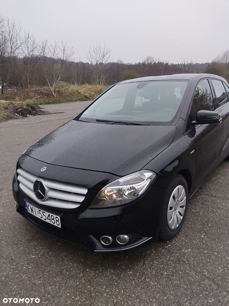 Mercedes-Benz Klasa B 180 CDI (BlueEFFICIENCY) - 2