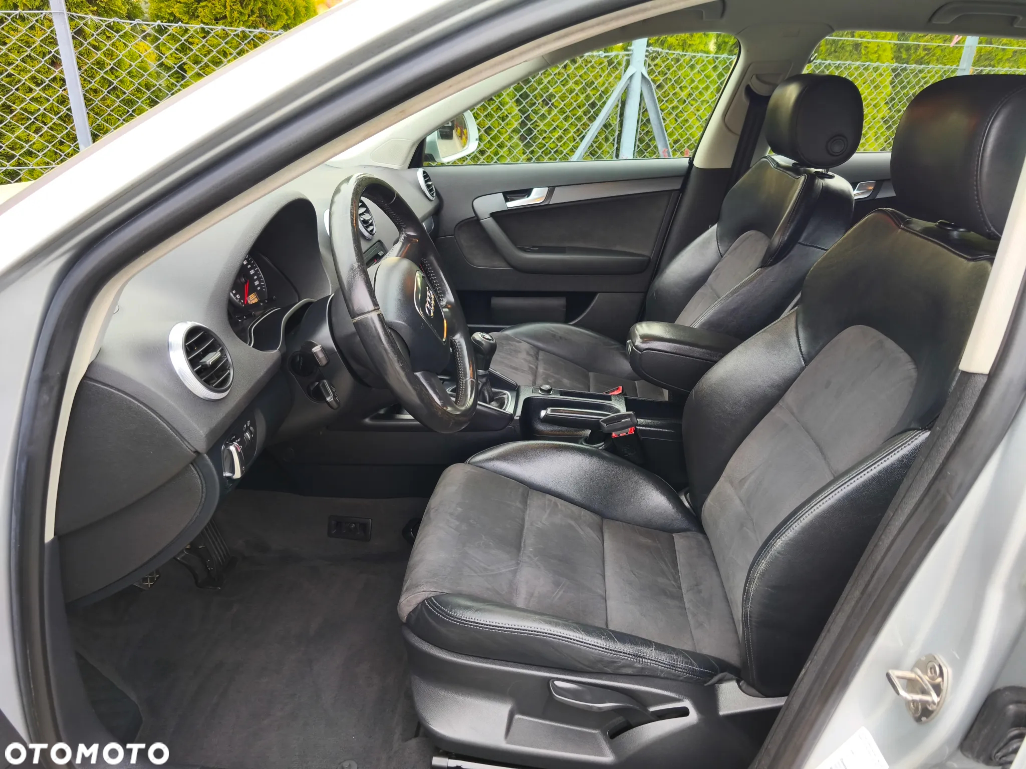 Audi A3 1.6 Sportback Attraction - 12
