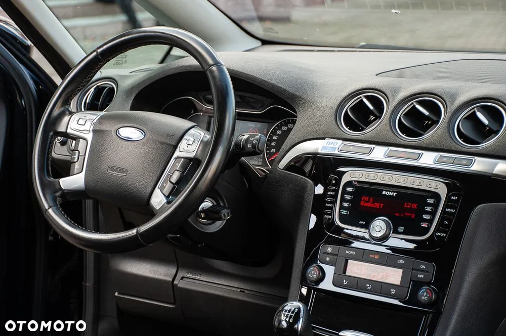 Ford S-Max 2.0 TDCi Titanium - 25