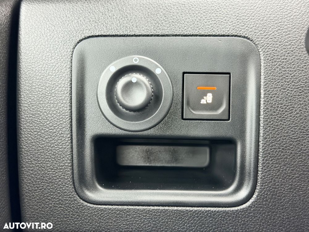 Dacia Duster 1.2 TCe 4WD Prestige jante 17" - 35