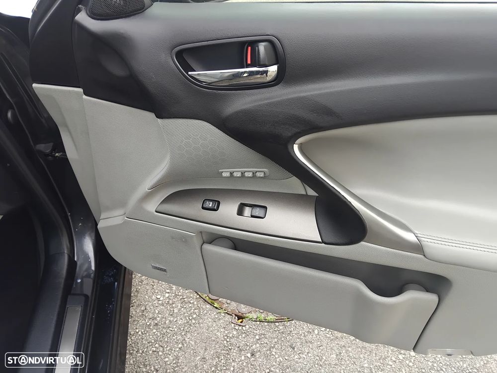 Lexus IS 220 d Sport 58 - 6