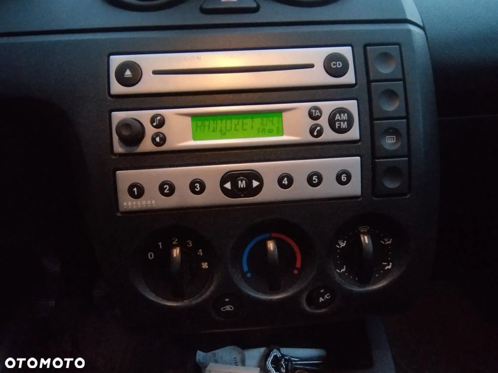 Ford Fiesta 1.3 - 12