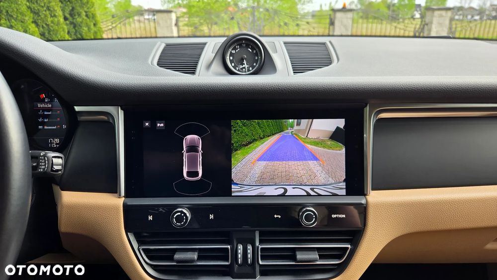 Porsche Macan Standard - 20