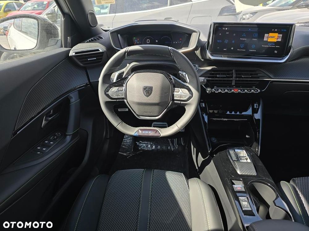 Peugeot 2008 PureTech mHEV GT e-DCS6 - 6