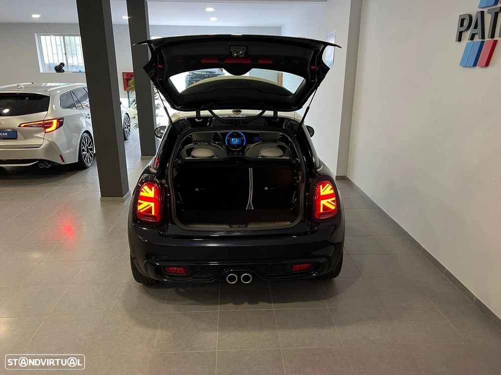 MINI 3 Portas Cooper S John Cooper Works - 25