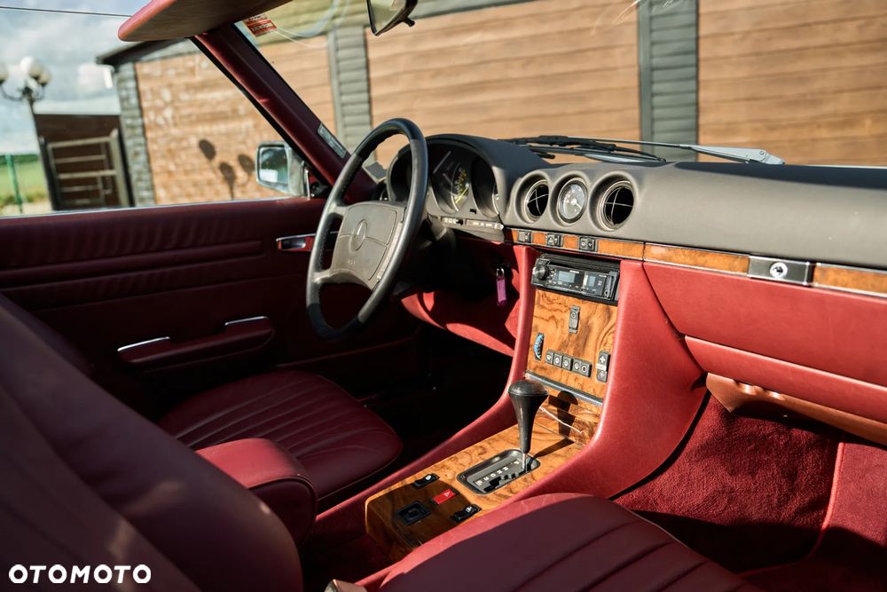 Mercedes-Benz SL - 23