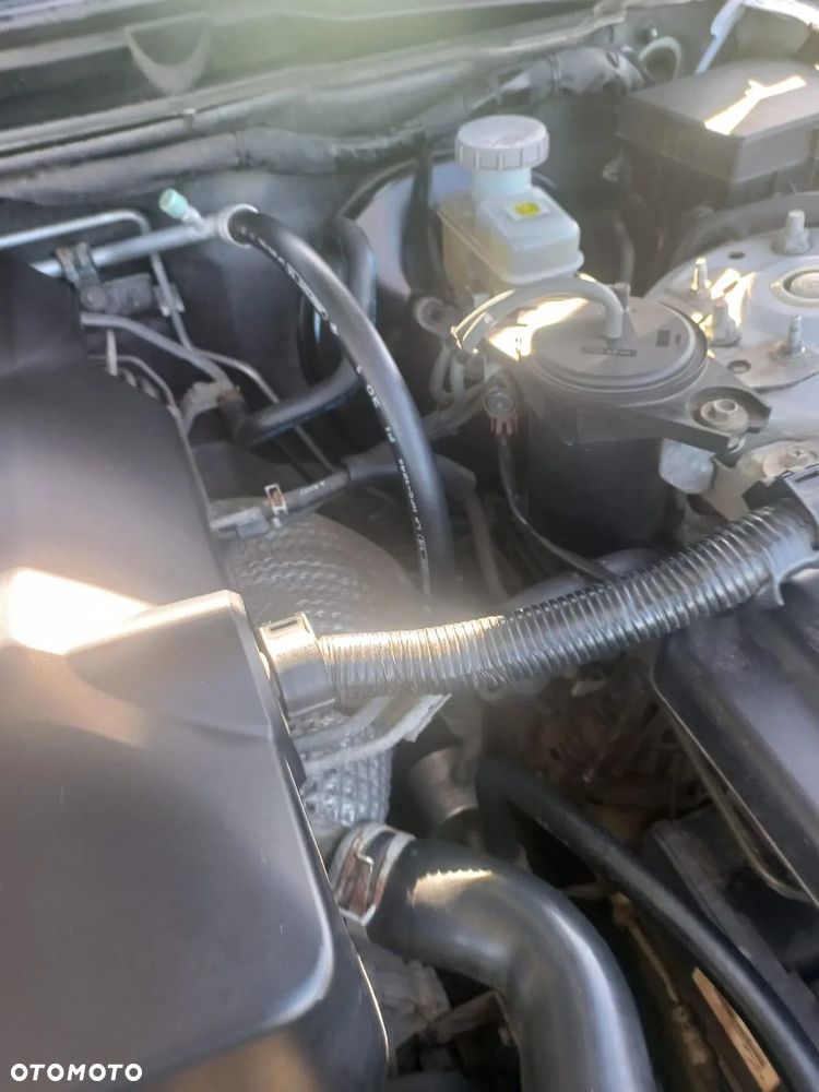 Suzuki Grand Vitara 2.0 - 21