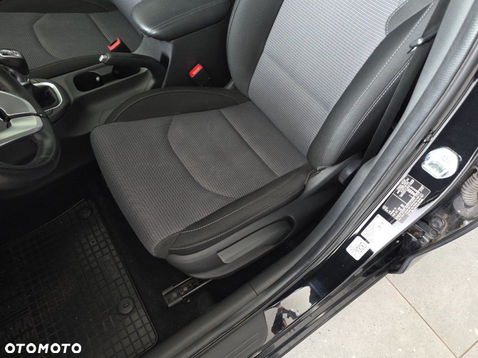 Hyundai i30 - 12