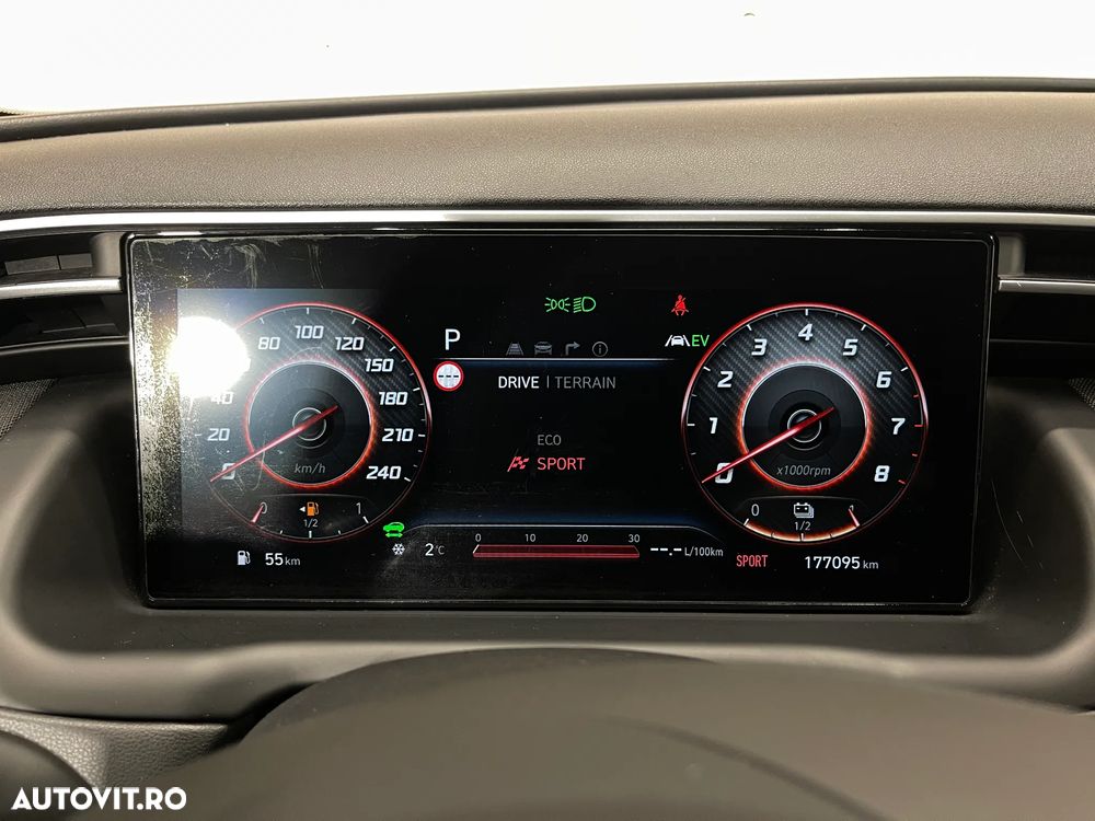 Hyundai Tucson PHEV 1.6 l 265 CP 4WD 6AT Luxury - 38