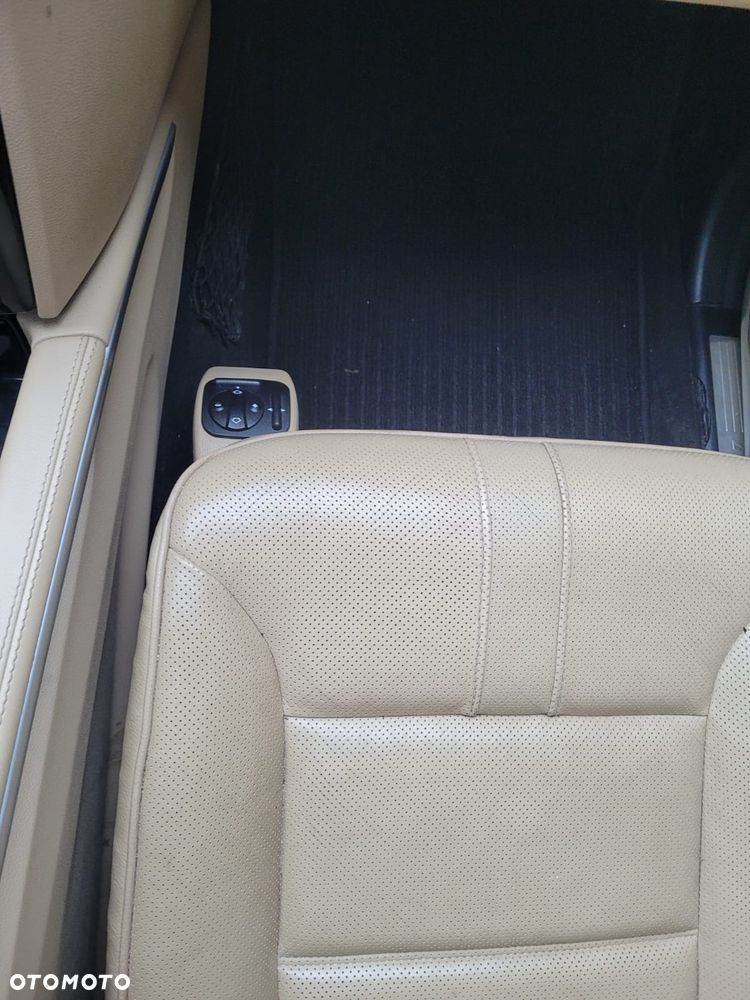 Mercedes-Benz ML - 14