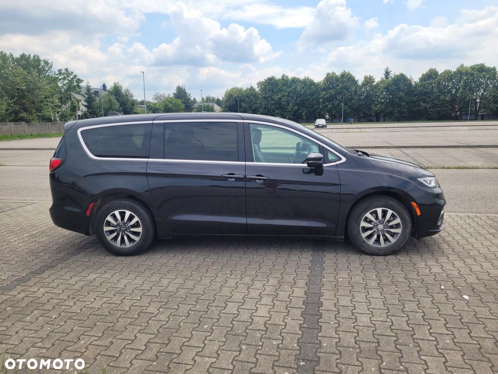 Chrysler Pacifica - 7