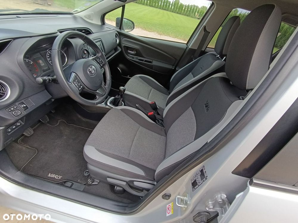 Toyota Yaris - 17