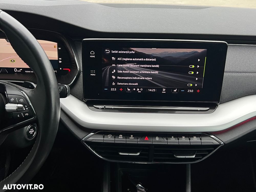 Skoda Octavia Combi 2.0 TDI DSG First Edition - 13