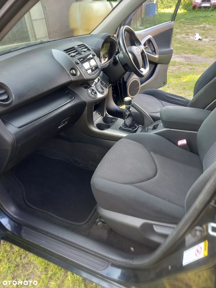 Toyota RAV4 2.2 D-4D 4x2 Life - 6