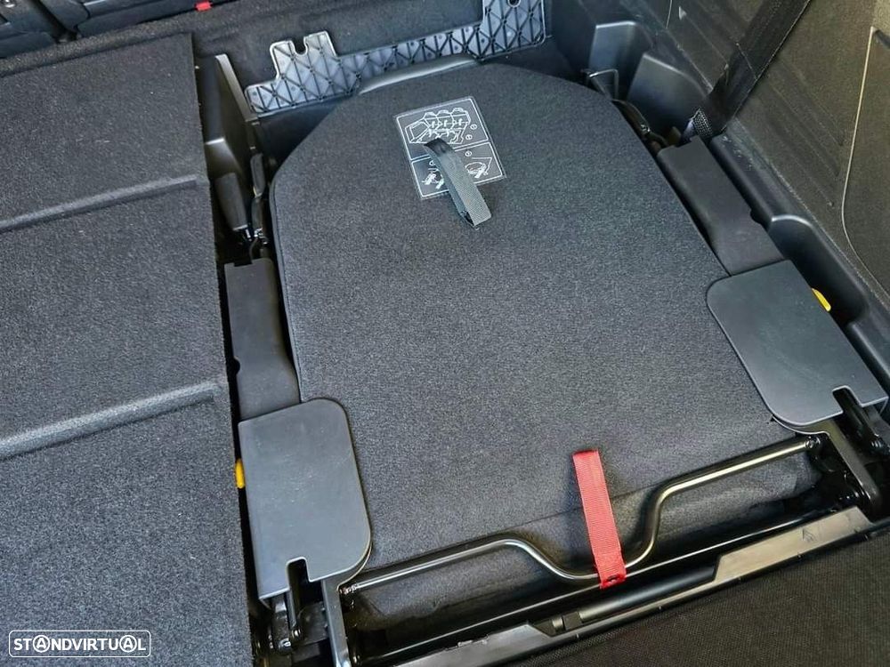 Peugeot 5008 1.5 BlueHDi GT Line J19 EAT8 - 24