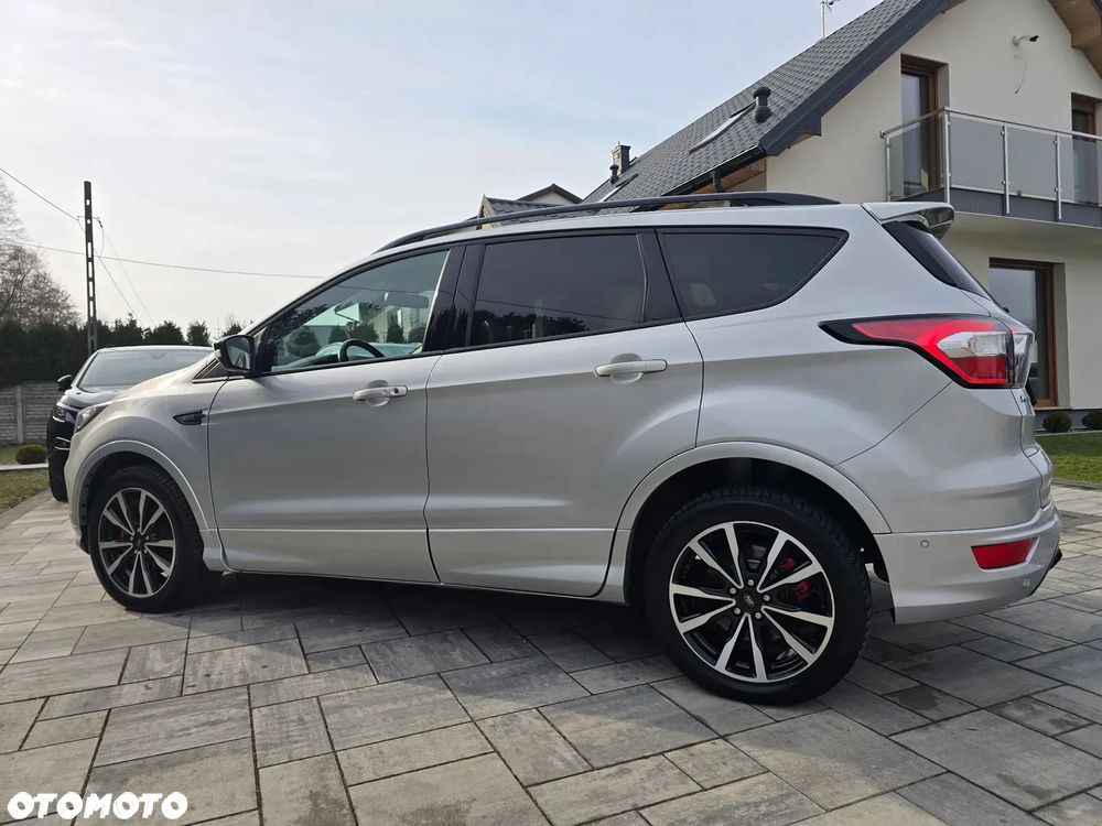 Ford Kuga 2.0 TDCi 4x4 ST-Line - 11