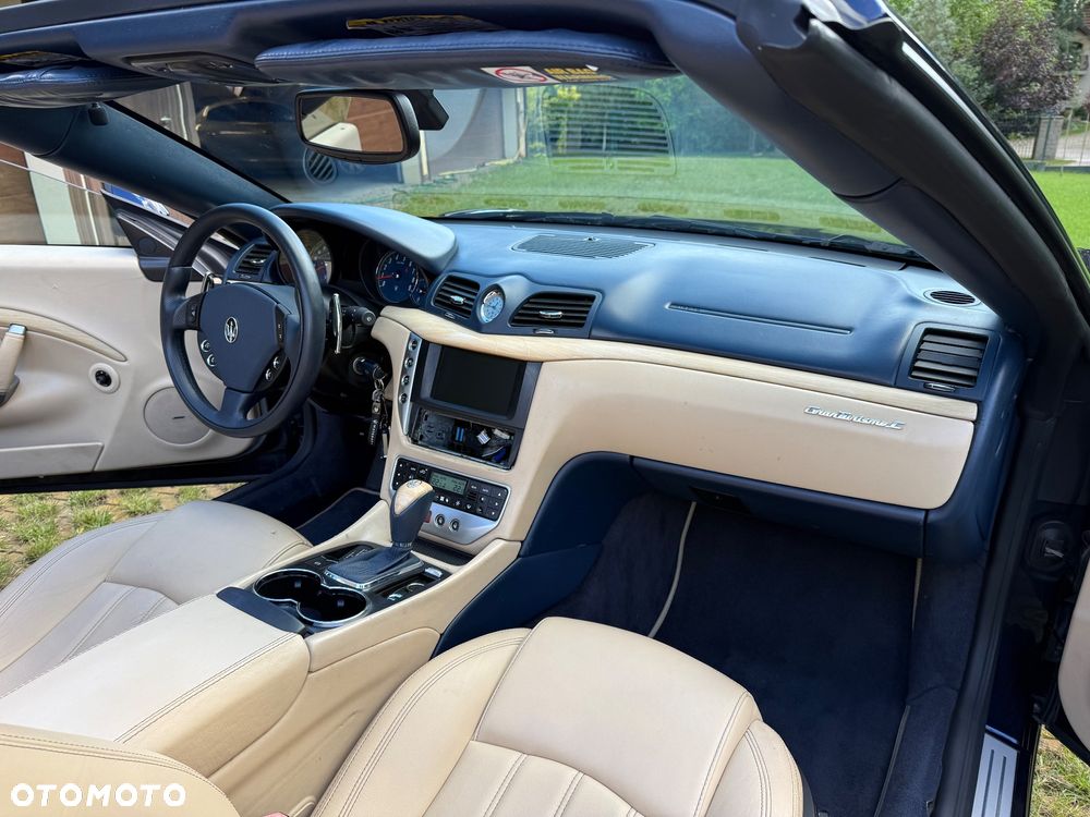 Maserati GranTurismo - 16