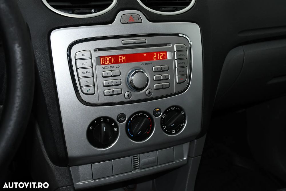 Ford Focus 1.8TDCi Trend - 14