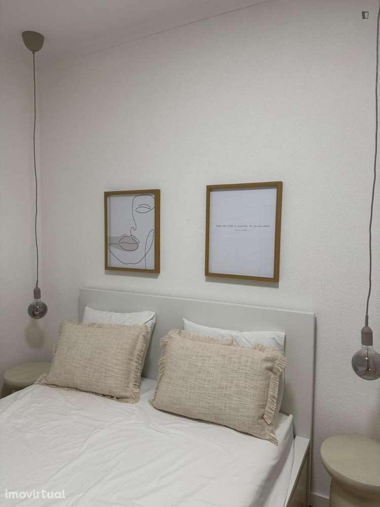 Quarto - localizado em Portimao - Grande imagem: 5/13