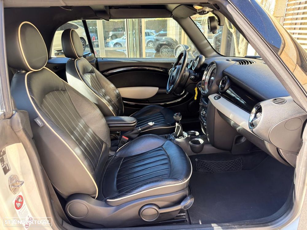 MINI Cabrio Cooper D - 21
