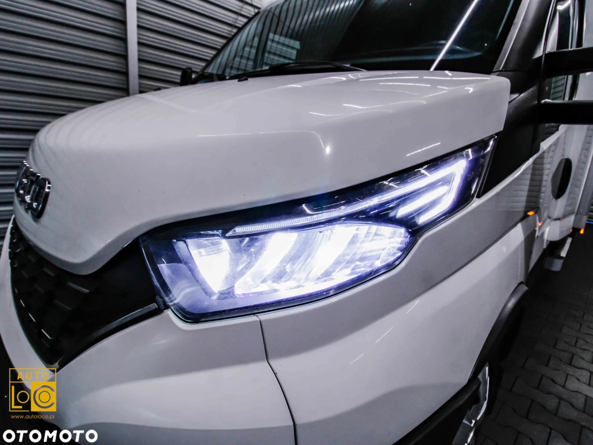 Iveco DAILY - 28