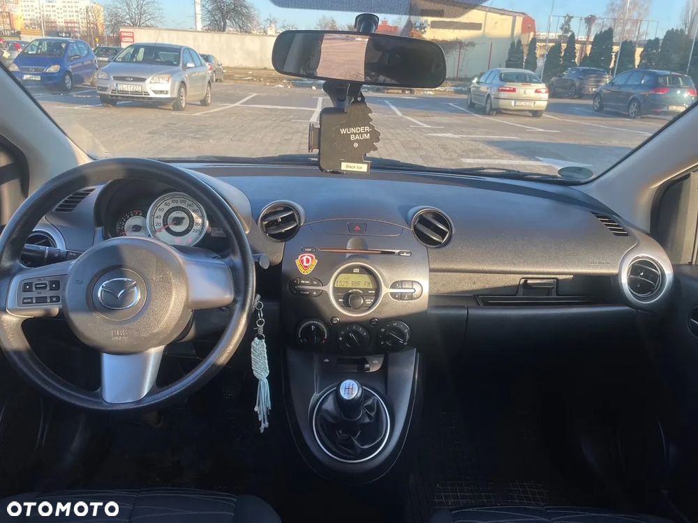 Mazda 2 - 2