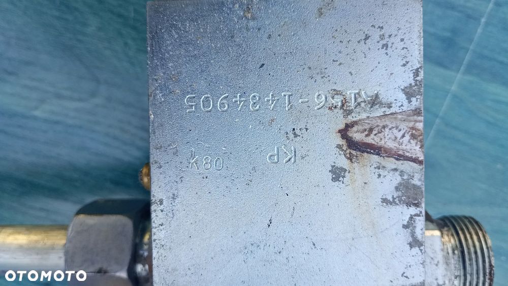 FV.  ROZDZIELACZ HYDRAULICZNY 5813302212 ZOELLER Medium XL - 6