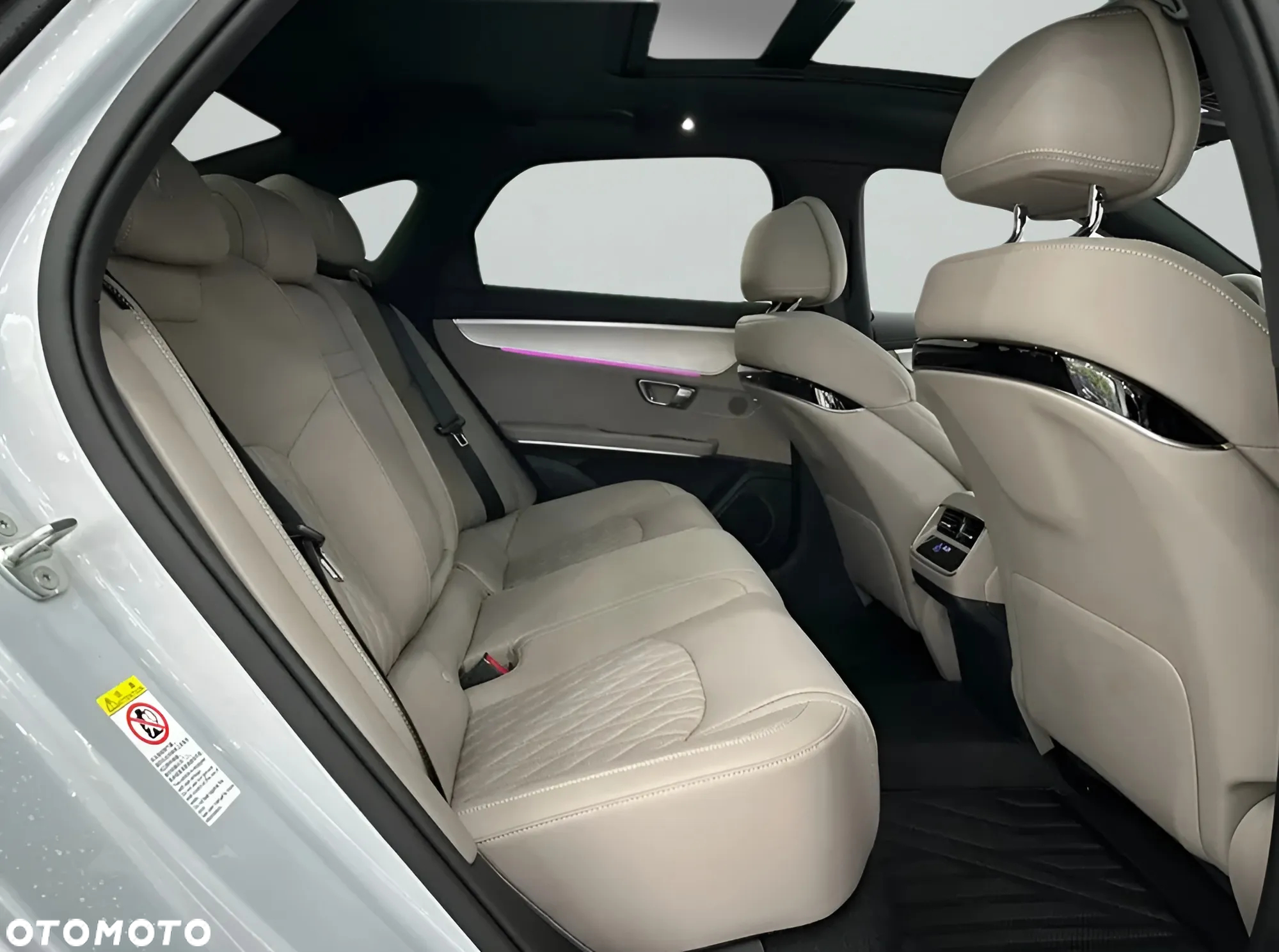 BYD Han - 12