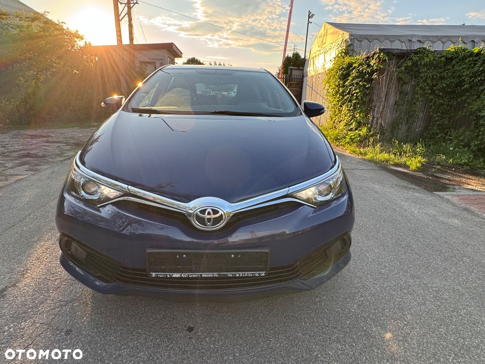 Toyota Auris 1.33 Dual-VVT-i Design Edition - 7