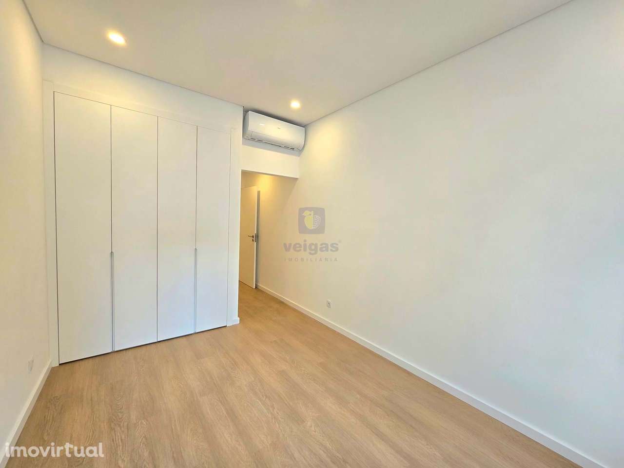 Apartamento T2 com varanda e duas frentes no empreendimento ANJOS 49 - Grande imagem: 2/18