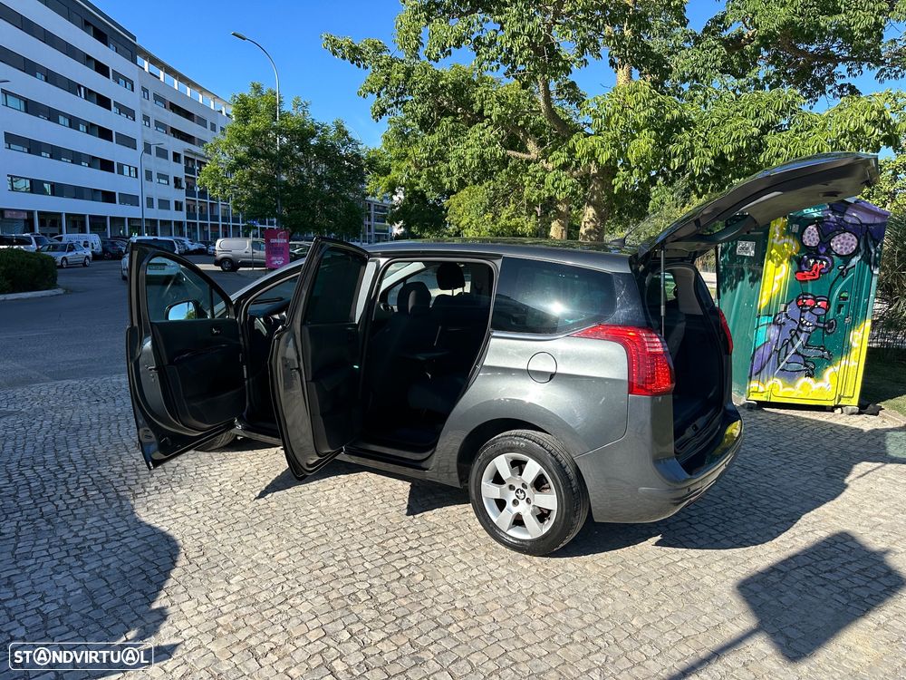 Peugeot 5008 1.6 E-HDi 7L Allure 2-Tronic - 15