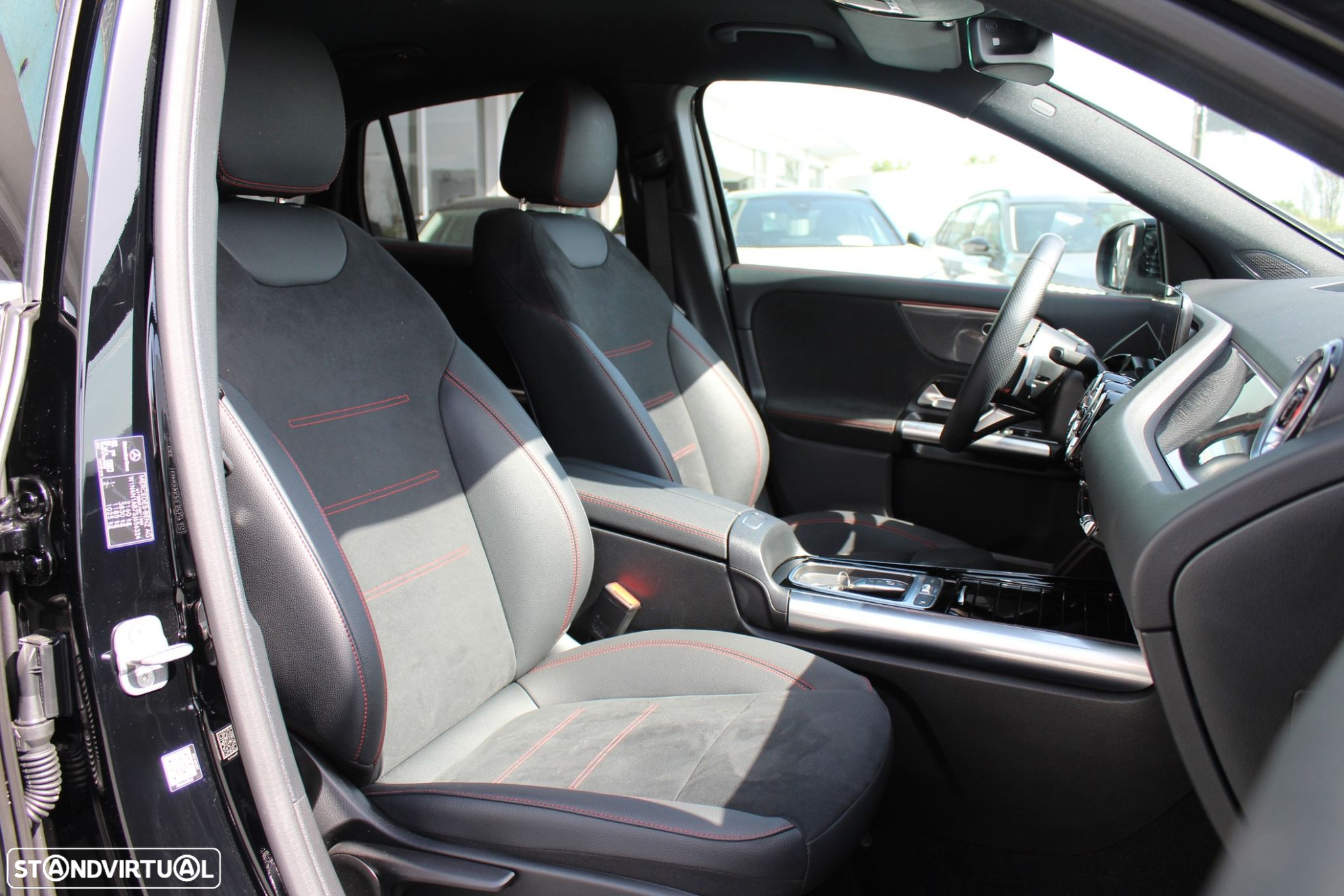 Mercedes-Benz GLA 180 d AMG Line - 21