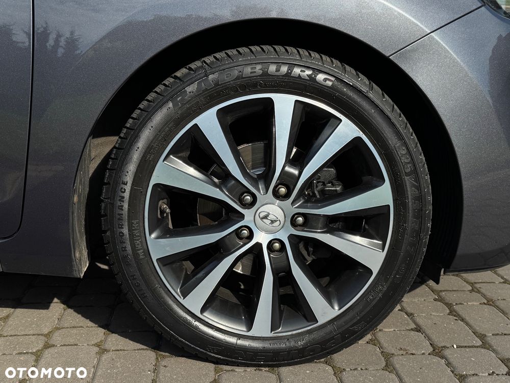 Hyundai i30 1.4 YES - 9