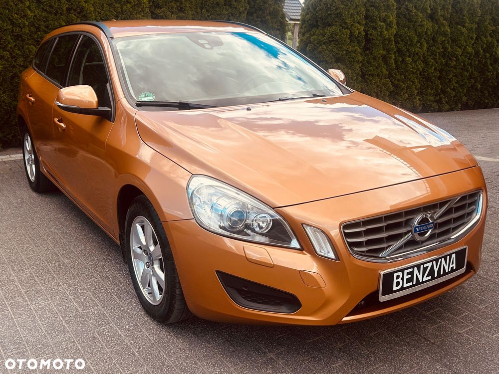 Volvo V60 T3 Edition Pro - 12