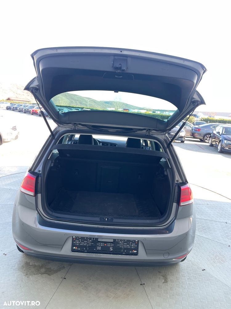 Volkswagen Golf 1.2 TSI BMT Comfortline - 25