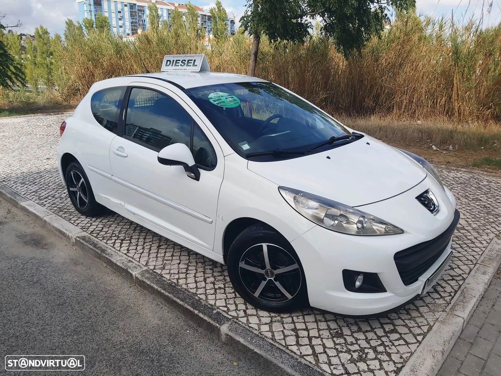 Peugeot 207 1.4 HDi Sport - 12