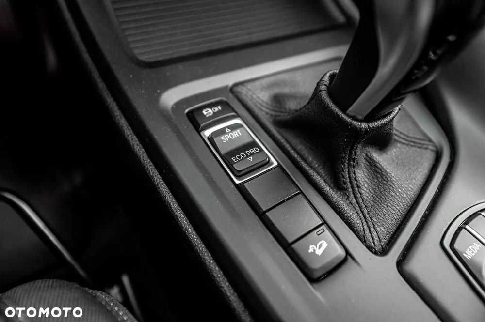 BMW X1 xDrive20d Sport Line sport - 32