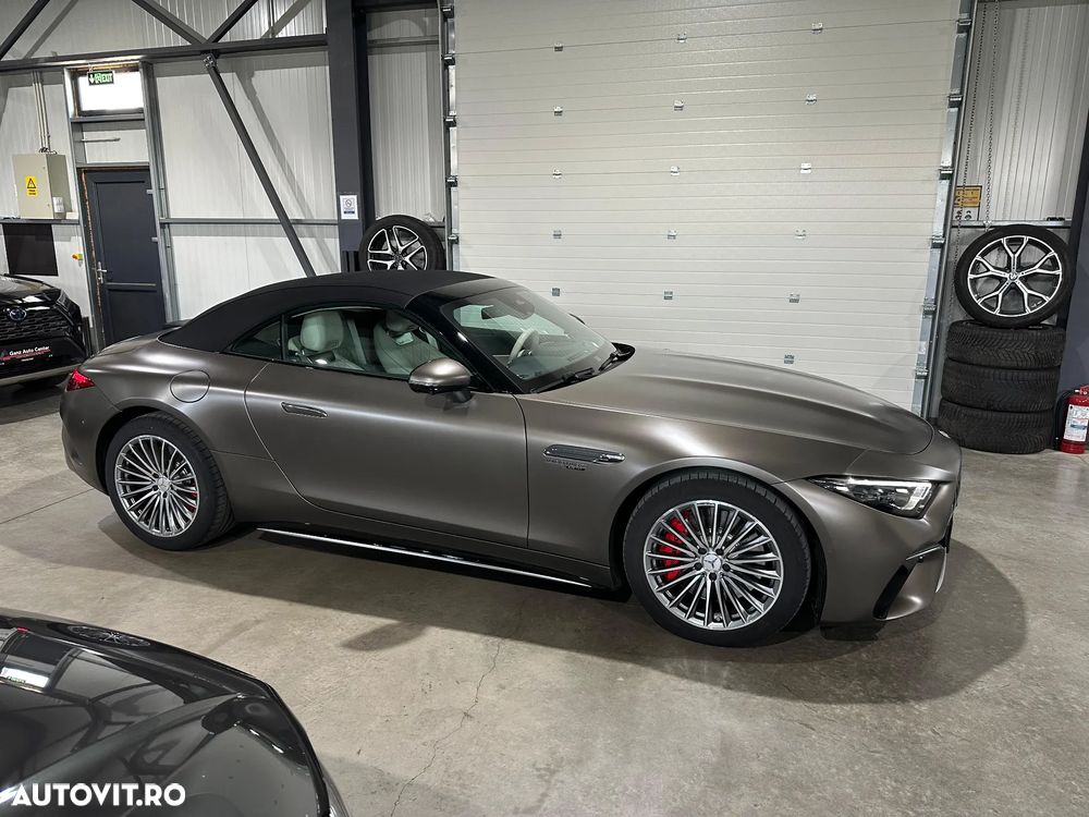 Mercedes-Benz SL 55 AMG 4Matic+ Speedshift MCT 9G - 33