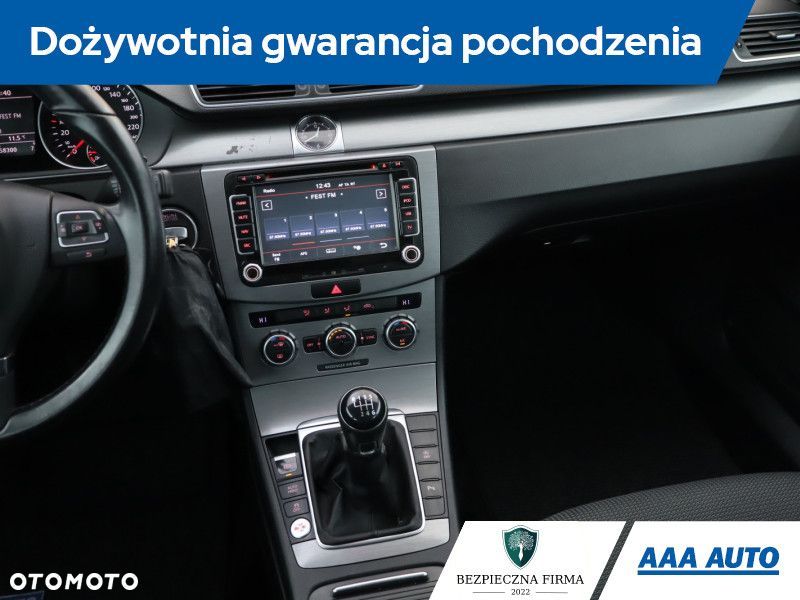 Volkswagen Passat Variant - 10