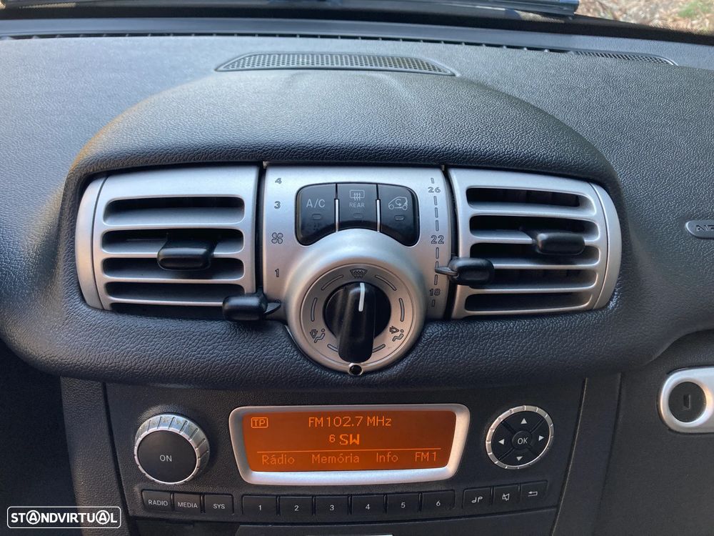 Smart ForTwo Coupé 0.8 cdi Passion 54 Softouch - 21
