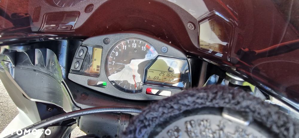 Honda CBR - 23