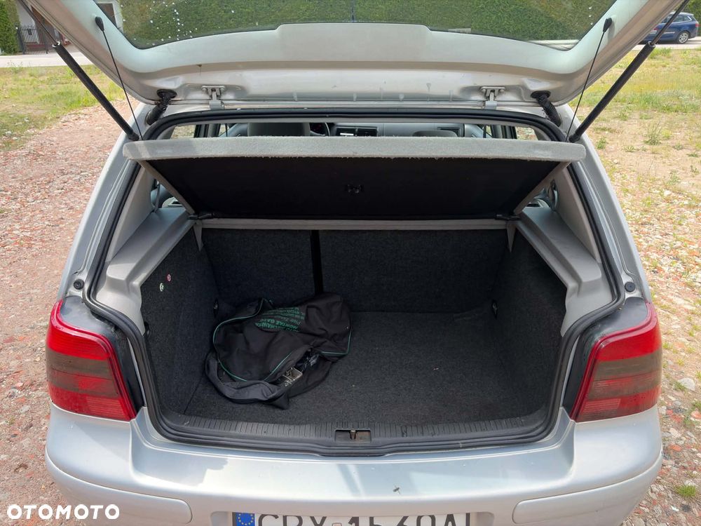 Volkswagen Golf 2.0 Highline - 13