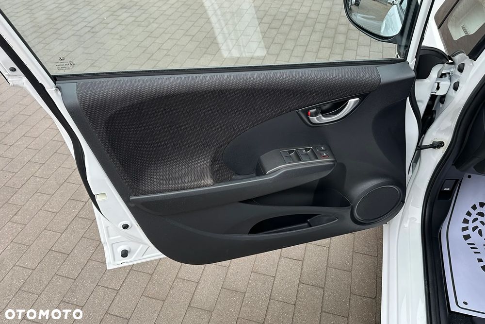 Honda Jazz 1.4 i-VTEC S - 19