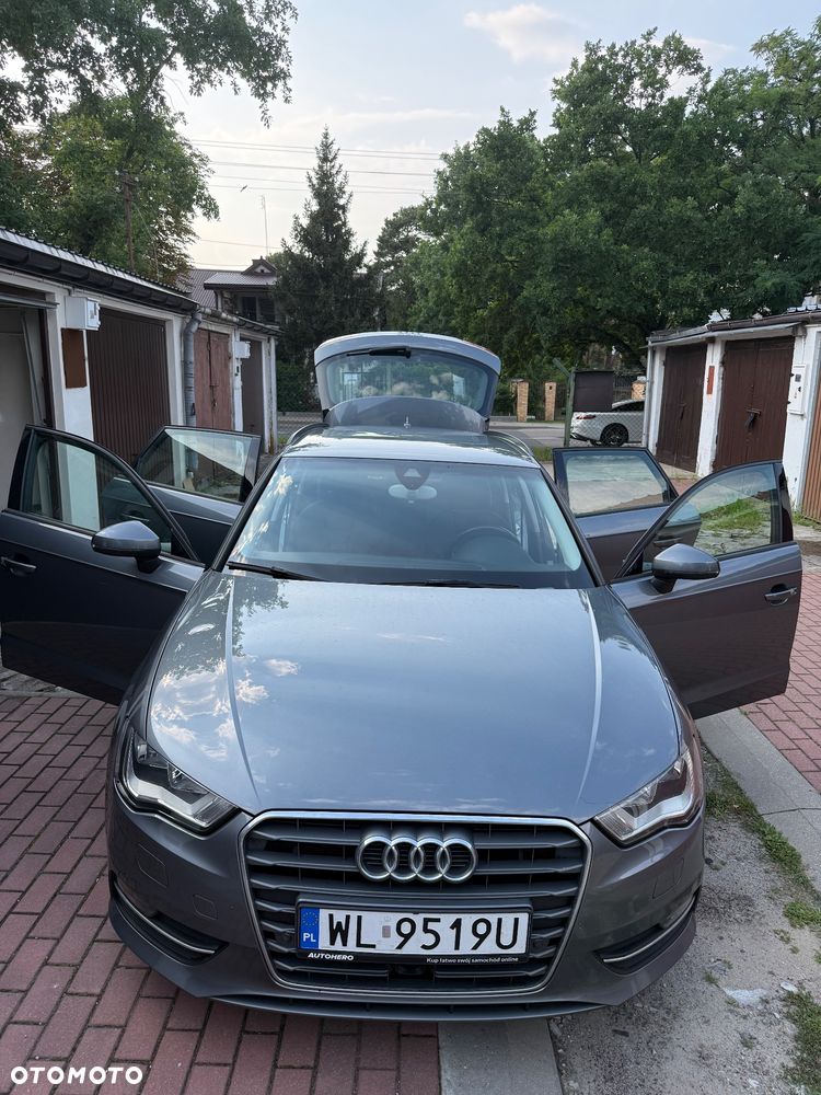 Audi A3 Sportback 2.0 TDI Attraction S tronic - 1