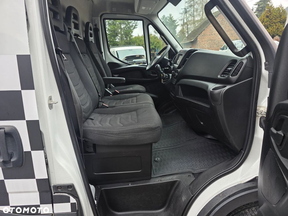 Iveco Daily - 23