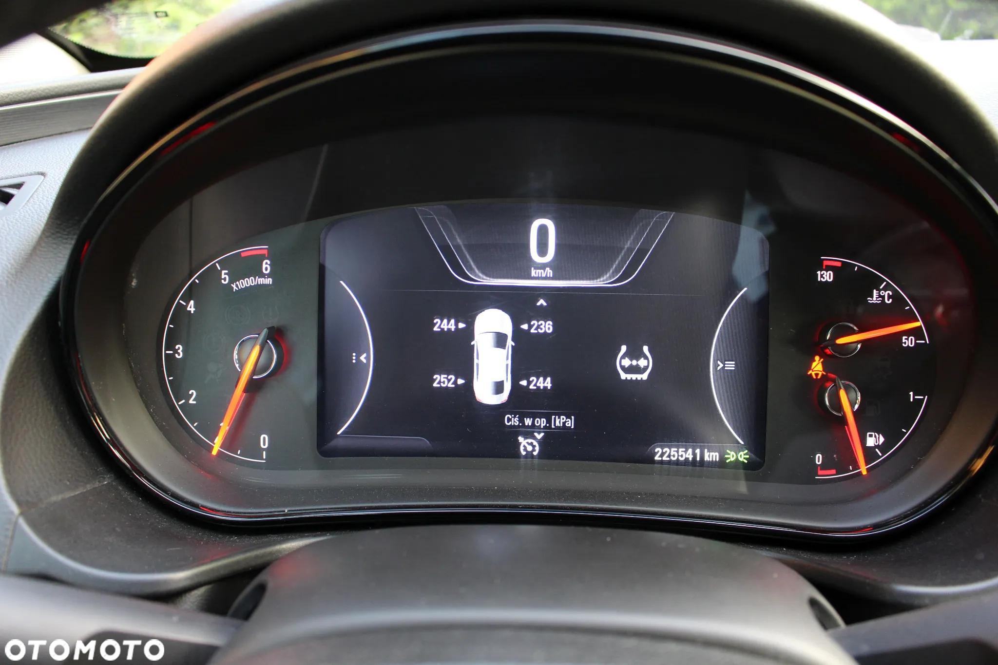 Opel Insignia 2.0 CDTI Cosmo S&S - 28