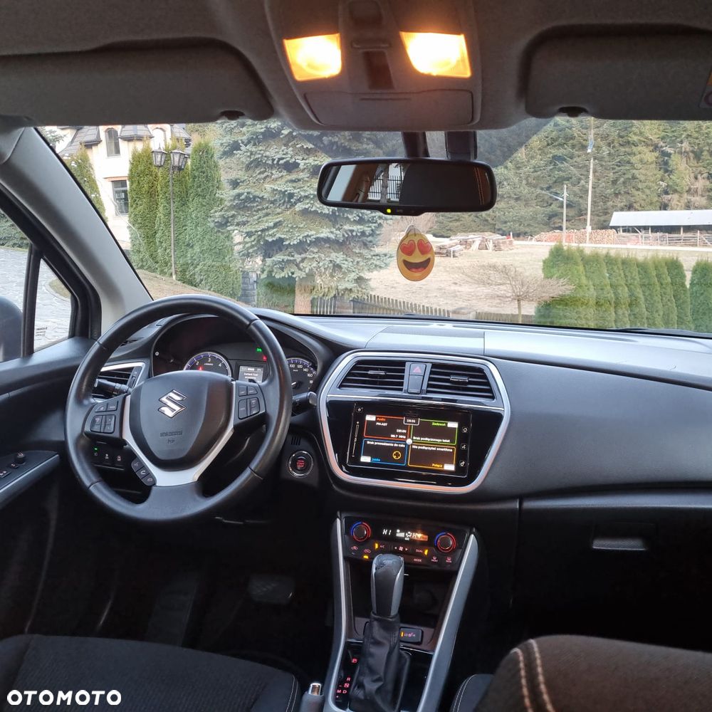 Suzuki S-Cross - 31