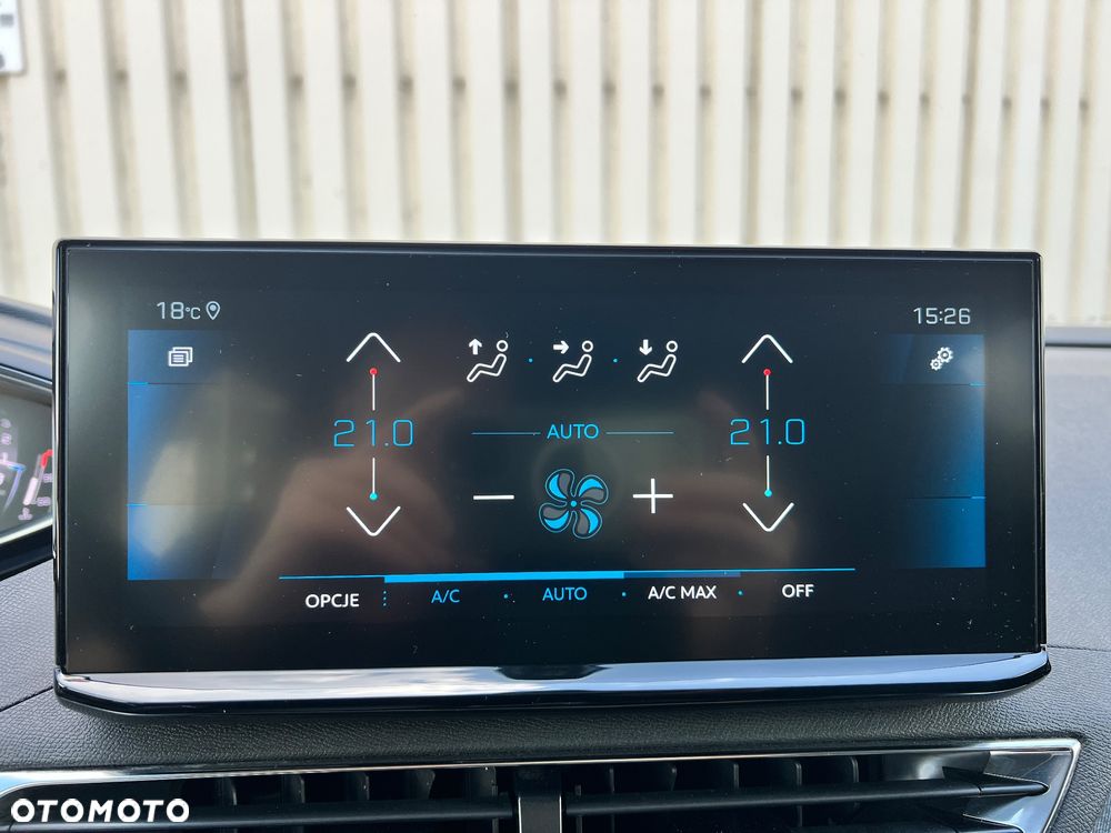 Peugeot 3008 1.5 BlueHDi Allure Pack S&S EAT8 - 28